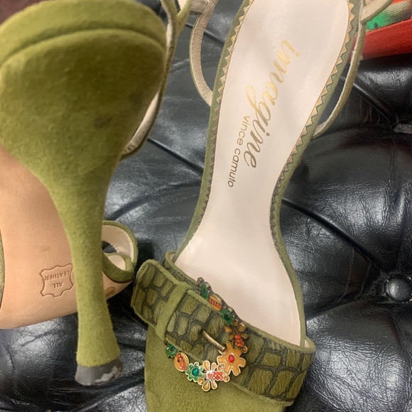 Imagine Vince Camuto Green Sandals.  Very elegant - Picture 6 of 6